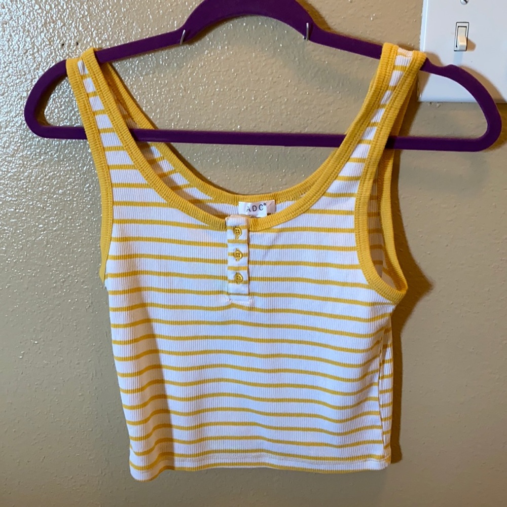 Crop Tee.